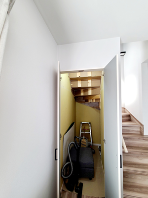 ノリアホーム　階段収納