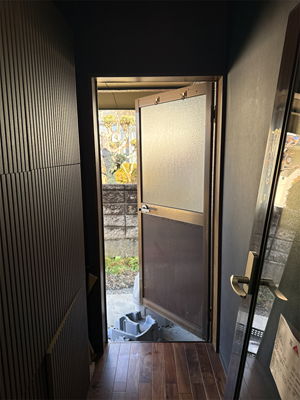 ノリアホーム 勝手口取り替え