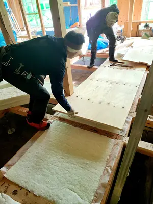 ノリアホーム　断熱工事