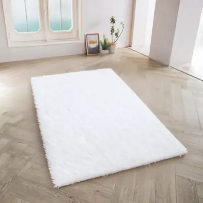 ノリアホーム　ラグ　インテリア