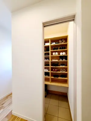 ノリアホーム　シューズクローク