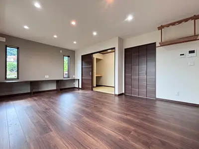 ノリアホーム　造作テーブル