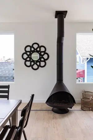 ノリアホーム　リビング鏡