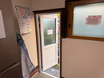 ノリアホーム　勝手口交換